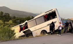 Isparta’da Tur ve Yolcu Otobüsü Çarpıştı: 27 Kişi Yaralandı