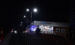 İzmir'de Silahlı Kavgada Kan Döküldü: 4 Yaralı, 1 Gözaltı