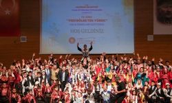 Keçiören’de Halk Oyunları Topluluğu’ndan ‘Yedi Bölge Tek Yürek’ Şovu