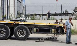 Mersin’de Tır Bisikletli Öğrenciye Çarptı: Çocuk Öldü, Şoför Kaçtı