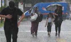 İzmir’e Turuncu, 18 ile Sarı Kodlu Fırtına ve Sağanak Uyarısı
