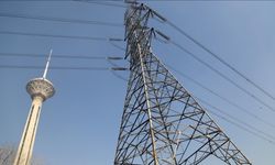Tahran’da 1103 Eve Aşırı Tüketimden Elektrik Kesildi
