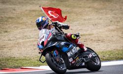 Toprak Razgatlıoğlu Çekya’da Zirveye Çıktı