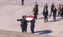ABD Büyükelçisi Tom Barrack Anıtkabir'i Ziyaret Etti