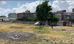 Bağcılar’da Boş Arazide Ceset Bulundu: Duş Alırken Ölmüş
