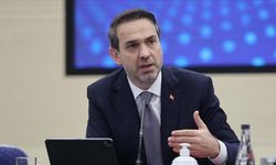 Bakan Bayraktar: Rüzgar ve Güneşte Kurulu Güç Yüzde 30'u Aştı