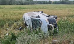 Çorum’da Düğün Dönüşü Kaza: Minibüs Devrildi, Çok Sayıda Yaralı Var!