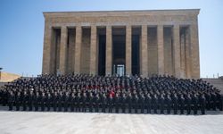 İçişleri Bakan Yardımcısı Ve Jandarma Heyetinden Anıtkabir'e Ziyaret