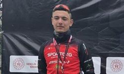 İran'da Bisiklet Yarışında Kaza Geçiren Sporcu Hayatını Kaybetti