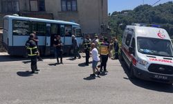 Zonguldak’ta Minibüs Duvara Çarptı: 14 Kişi Yaralandı