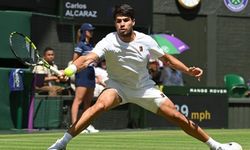Carlos Alcaraz, Wimbledon Finaline Adını Yazdırdı