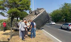 Eskişehir Odunpazarı’nda Kamyonet ile Otobüs Çarpıştı: 2 Yaralı