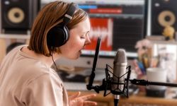 Seçici İşitsel Dikkat: İnsan Beyni Sesleri Nasıl Ayırır?