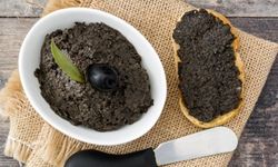 Zeytin Ezmesi Nasıl Yapılır? Ev Yapımı Zeytin Ezmesi Tarifi
