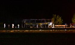 Başkentte Seyir Halindeki Yolcu Otobüsü Küle Döndü! Yolcular Son Anda Kurtarıldı