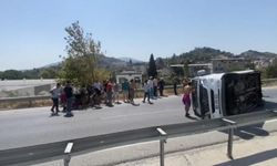 Aydın Söke’de Tekeri Patlayan Minibüs Devrildi: 7 Yaralı