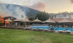 Balıkesir’de Bir Otel Bahçesinde Çıkan Yangın Paniğe Neden Oldu
