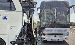 Bursa İnegöl’de Yolcu Otobüsü ile Tır Çarpıştı: 1 Yaralı