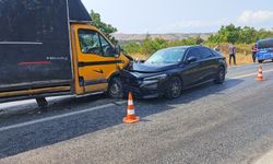 Bursa’da Otomobil ve Kamyonet Çarpıştı: Çok Sayıda Yaralı Var