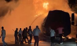 Çorum’da Çöp Yüklü Tırın Dorsesi Alevlere Teslim Oldu
