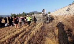 Denizli’de Hafif Ticari Araç Tarlaya Devrildi: 6 Yaralı