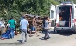 Düzce’de İşçileri Taşıyan Araç Devrildi, Çok Sayıda Yaralı Var