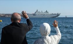 Erdoğan, TEKNOFEST Mavi Vatan Töreninde Türk Donanmasını Selamladı