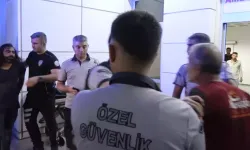 Silah Tutukluk Yapınca Bıçağa Sarıldı! Eski Sevgilisine Dehşeti Yaşattı