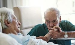 Ölmek Üzere Olan Kişilerde Görülen Değişimler Nelerdir?