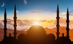 Rüyada Ezan Okunduğunu Duymak, Ezan Sesiyle Uyanmak ve Sabah ile Akşam Ezanı Duymak Ne Anlama Gelir?