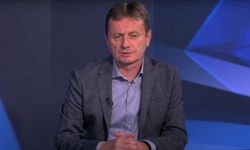 Sırbistan Bakanı Darko Glisic Canlı Yayında Fenalaştı