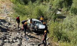 Sivas’ta Otomobil Dere Yatağına Uçtu: Çift Öldü