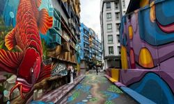 Street Art (Sokak Sanatı): Şehirlerin Renkli Yüzü