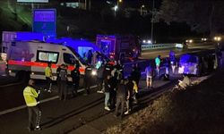 Sultanbeyli TEM’de Minibüsler Çarpıştı: 9 Yaralı