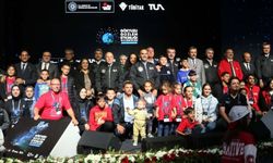 Türkiye Ay’a Çıkıyor! Bakan Kacır Tarihi Misyonu Açıkladı