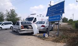 Adana’da Feci Çarpışma: Biri Bebek 4 Yaralı
