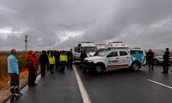 Aksaray’da Trafik Kazası: 2 Asker Şehit Oldu, 1 Kişi Öldü
