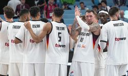 Son Dünya Şampiyonu Almanya Yarı Finalde