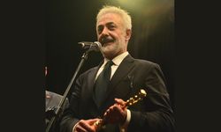 Mehmet Aslantuğ Doğum Gününde Altın Koza Onur Ödülü’nü Aldı