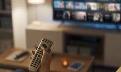 Beyin Aynı Film veya Diziyi Defalarca Neden Keyifle İzler?