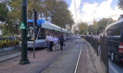 Beyoğlu’nda Tramvay Kazası: Yaya Tramvay Altında Kaldı