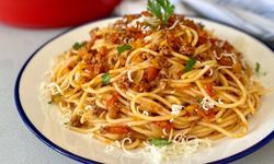 Bolonez Soslu Makarna Nasıl Yapılır? Pratik ve Lezzetli Tarif