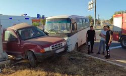 Çanakkale Bayramiç’te İşçi Servisi ile Kamyonet Çarpıştı: 5 Yaralı