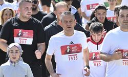 CHP'de 102. Yıl Koşusu: Özel’in Katılımıyla Gerçekleşti
