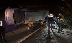 Lastiği Patlayan Minibüs Takla Attı! Ölü ve Yaralılar Var