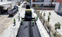 Gölbaşı’nda Yol Yapım ve Bakım Çalışmaları Sürüyor: Ekipler Sahada