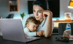 3 Çocuklu Anne Kaç Yıl Erken Emekli Olacak? Ev Hanımlarına Erken Emeklilikte Yeni Dönem