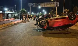 Motosiklete Çarpan Otomobil Takla Attı! Ölü ve Yaralılar Var