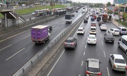 İstanbul’da Sabah Yağmuru Trafiği Aksattı