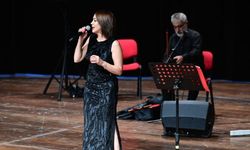Mamak’ta Neşet Ertaş Türküleriyle Dolu Konserle Anıldı